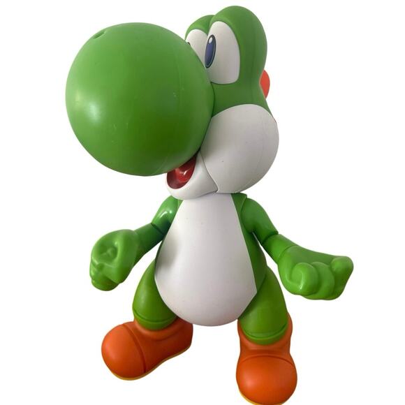 Yoshi Game Character Figure Rare PVC Collectible UFO Catcher excellent condition - Picture 1 of 3